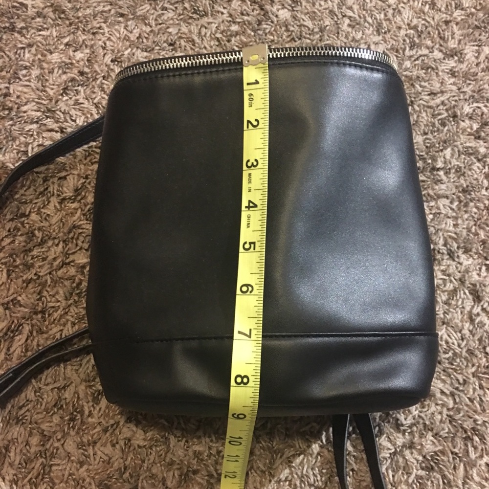 2/$25💜Mini Backpack - Picture 6 of 7